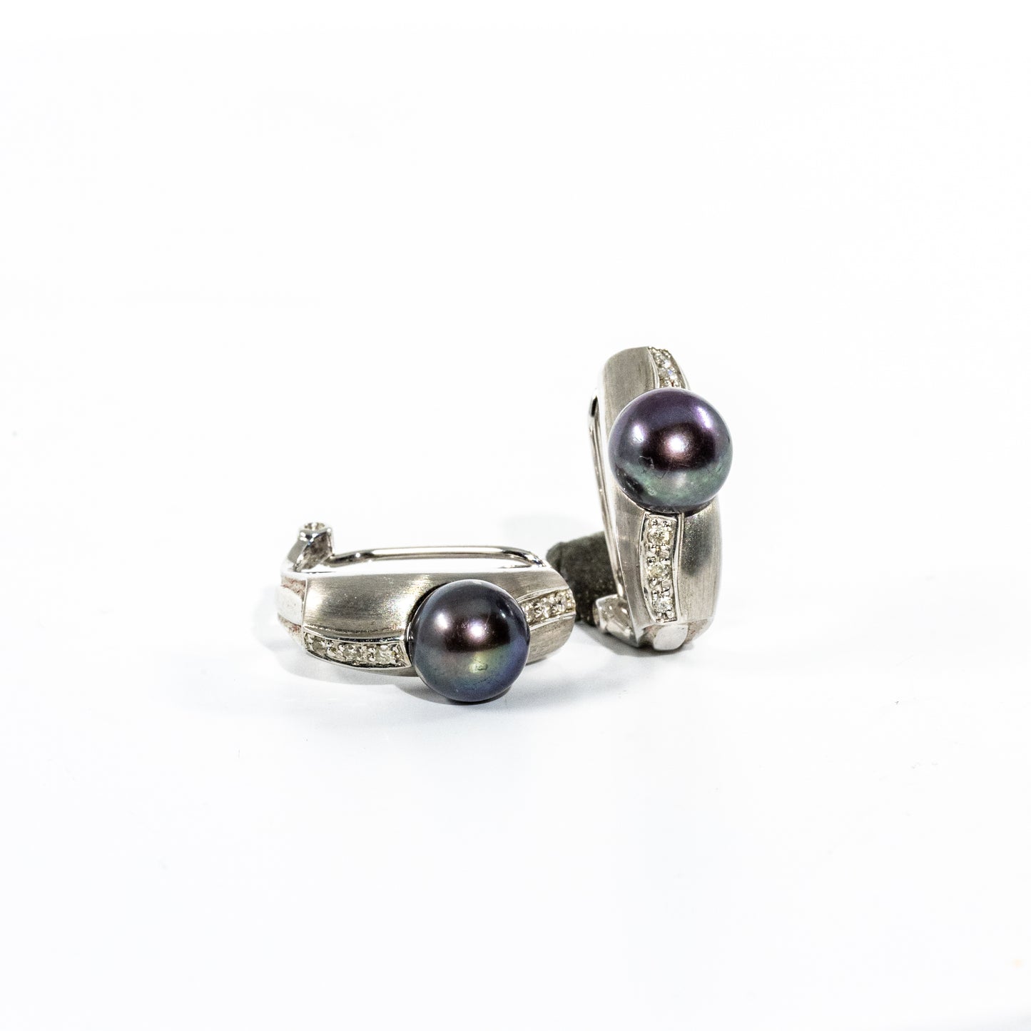 14Kt White Gold Diamond & Black Pearl Earrings