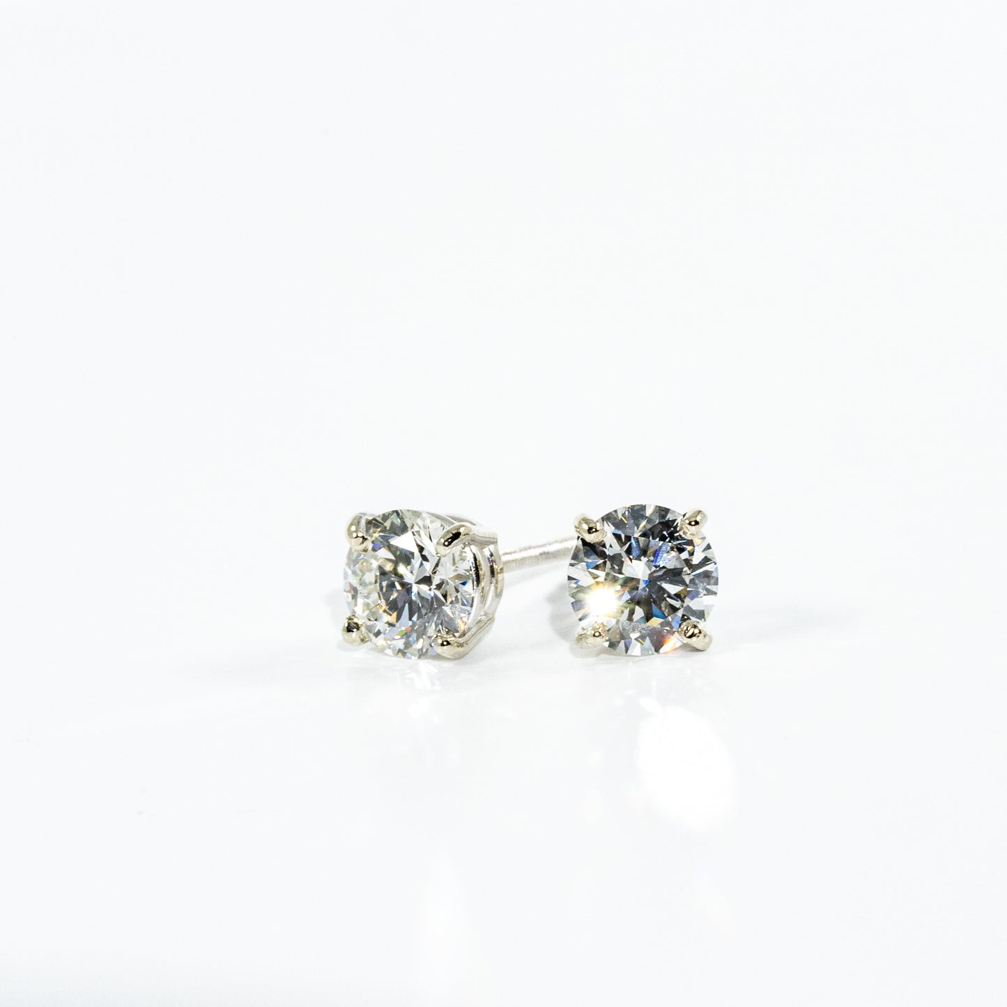 14kt White Gold Diamond Stud Earrings 2.13ct
