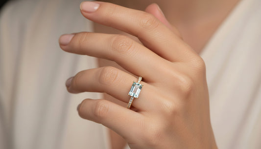 14K/Y GOLD GREEN AMETHYST 0.50CT DIA0 RING .08CT RYM LR