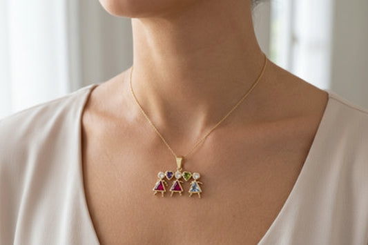 14k Yellow Gold Children Pendant 2.0 dwt