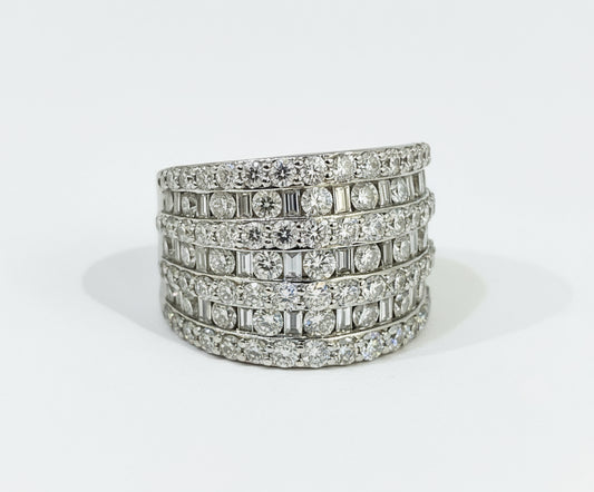 18K/W GOLD DIA 3.92CT RB-BAG VS SAV DLR LADIES NATURAL DIAMOND RING