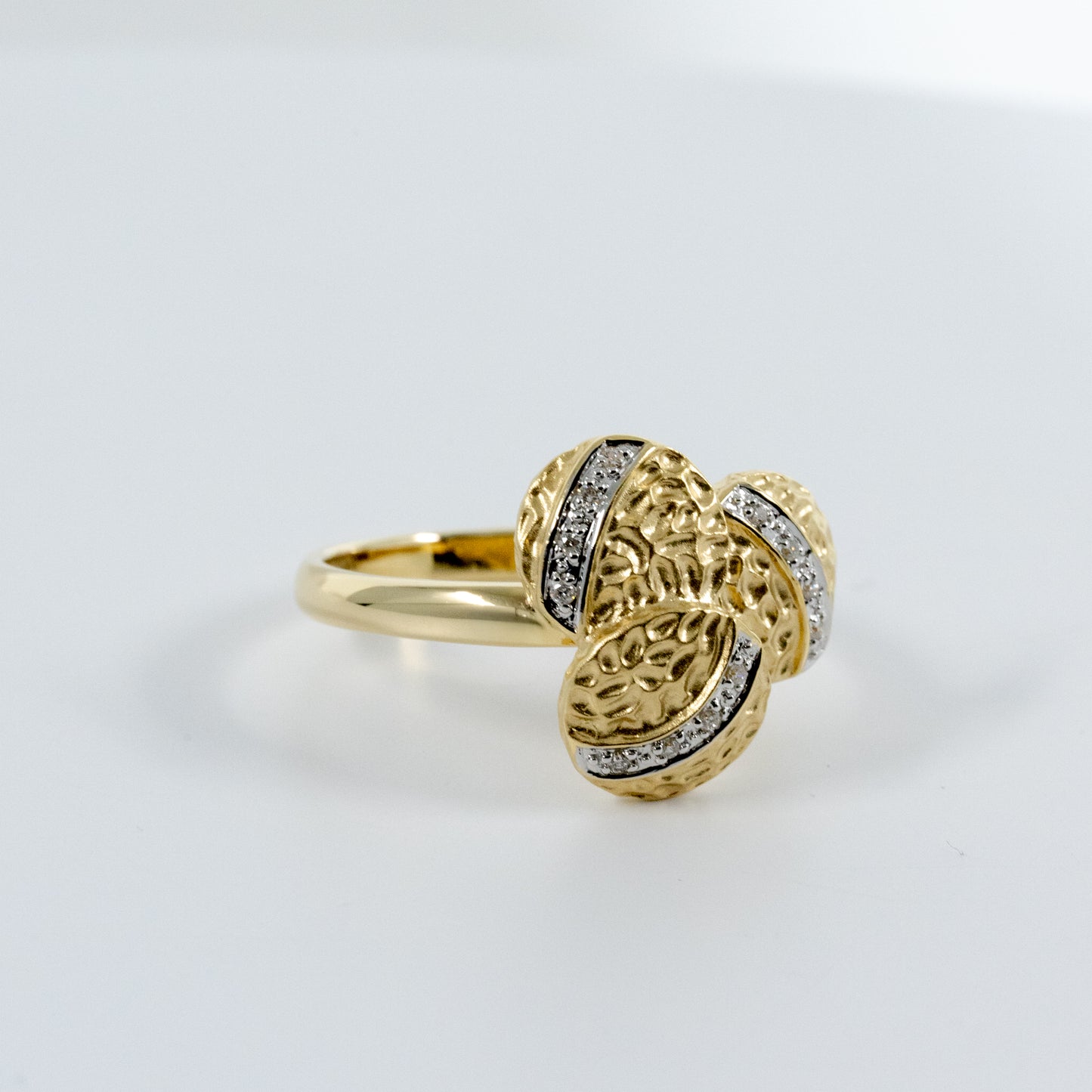 14kt Yellow Gold Clover Ladies Ring