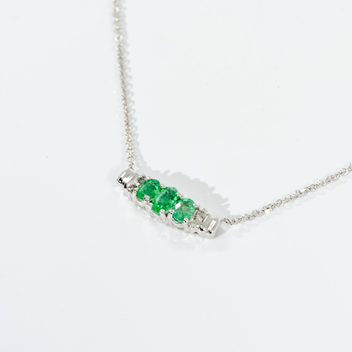 14kt White Gold Emerald Necklace