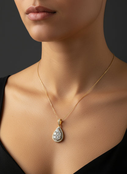 18K Yellow Gold Natural Diamond Pendant with Adjustable chain 2.20 ctw 4.2 dwt