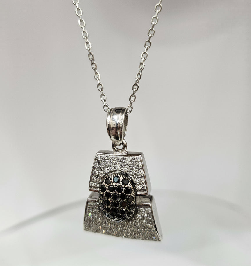 14k White Gold Black / White Diamonds 1.25 ctw 3.8 dwt with 14k wg cable chain