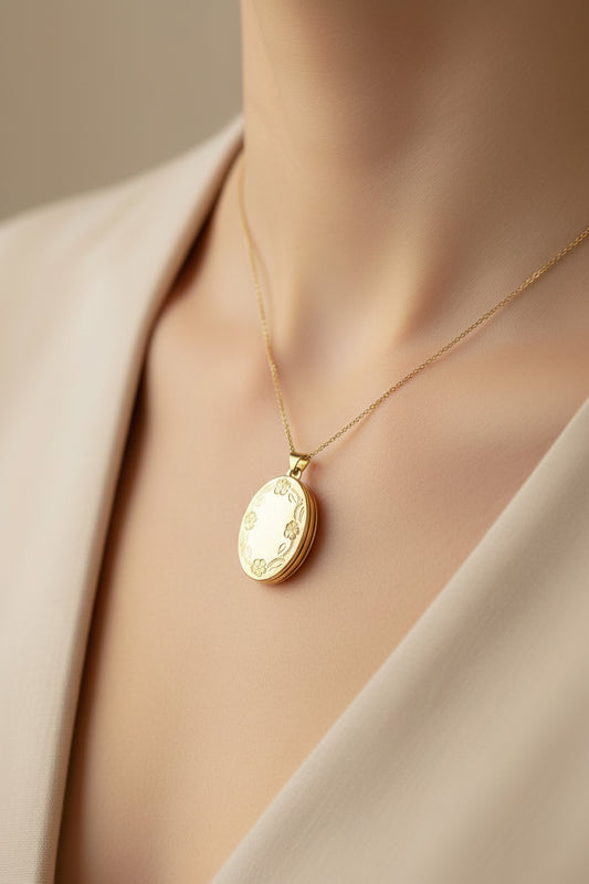 14k Yellow Gold Flower Design Locket