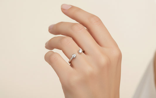 14K/W GOLD DIAMOND RING 0.10CT LDR