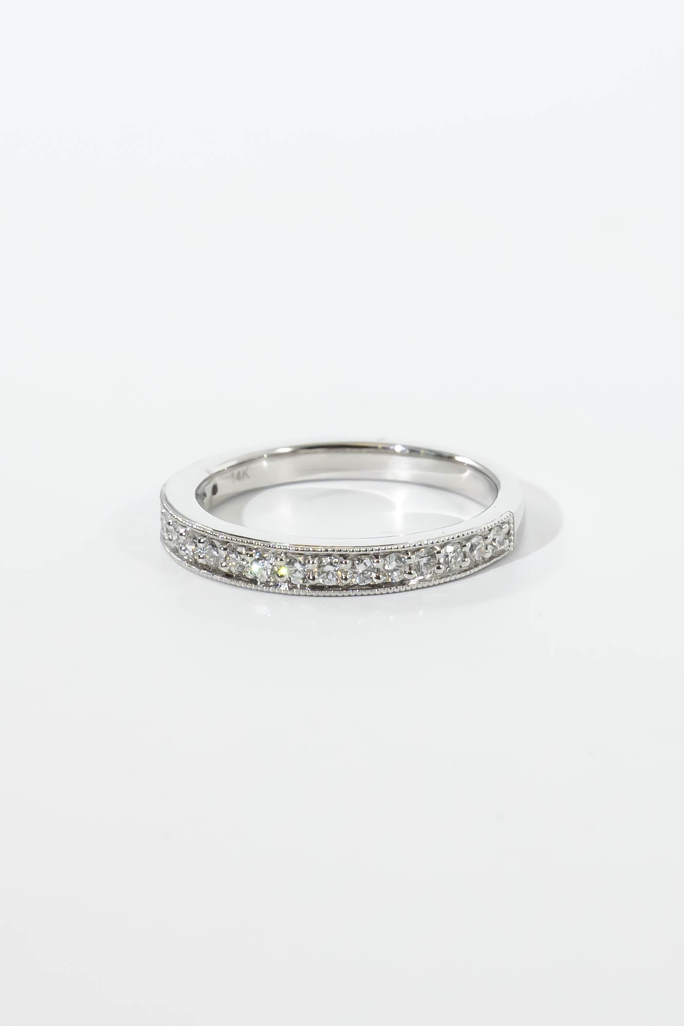 14k White Gold Diamond Wedding Band